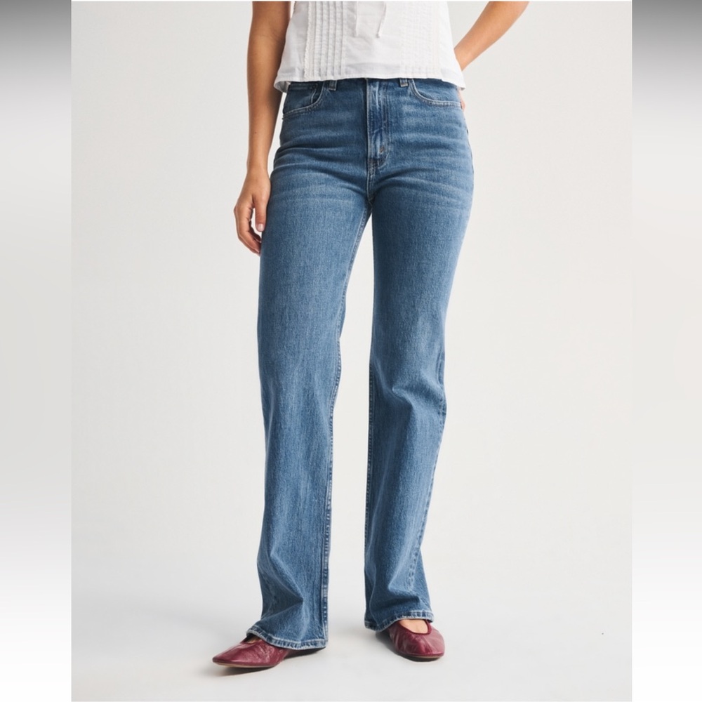 Abercrombie 90s Relaxed High Rise Distressed Back Hem Jeans Size 00/24 LONG - Picture 5 of 10